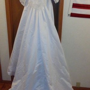Wedding dress